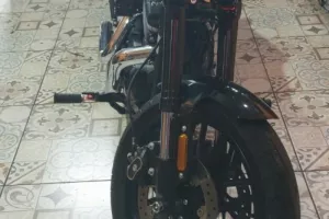 Foto moto Harley-Davidson XL 1200 CX Roadster